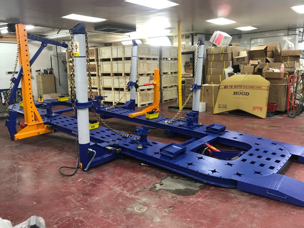 20 FEET 4 TOWERS AUTO BODY SHOP FRAME MACHINE RACK WITH FREE CLAMPS